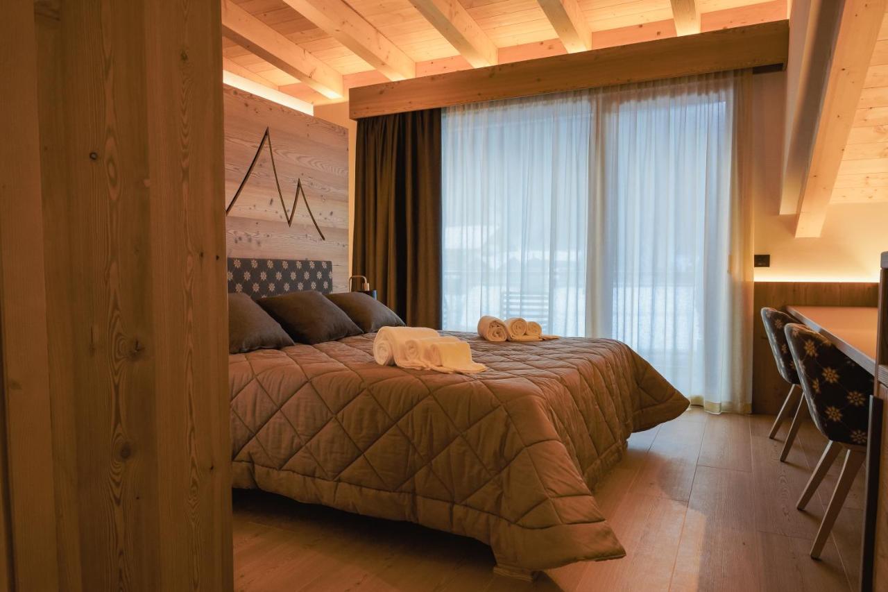 Hotel La Perla Andalo Eksteriør billede