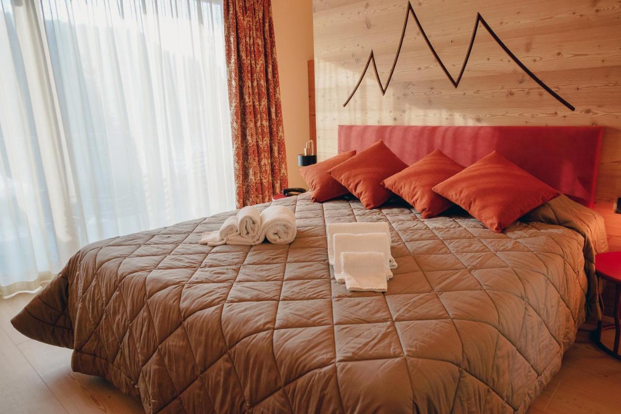 Hotel La Perla Andalo Eksteriør billede