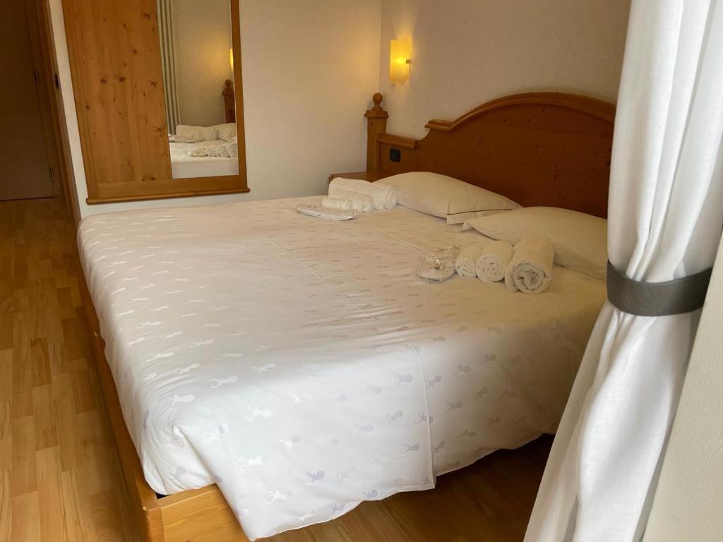 Hotel La Perla Andalo Eksteriør billede
